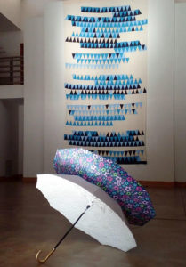 Haîku de parapluie sculpture démoulage de parapluie Philippe Poupet
